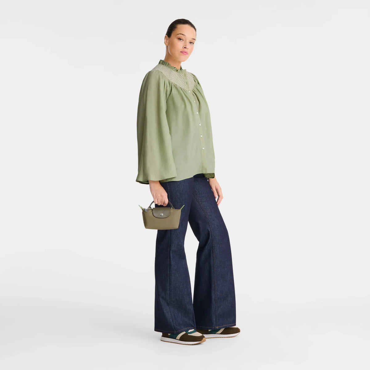 Le Pliage Green Pouch with handle Artichoke