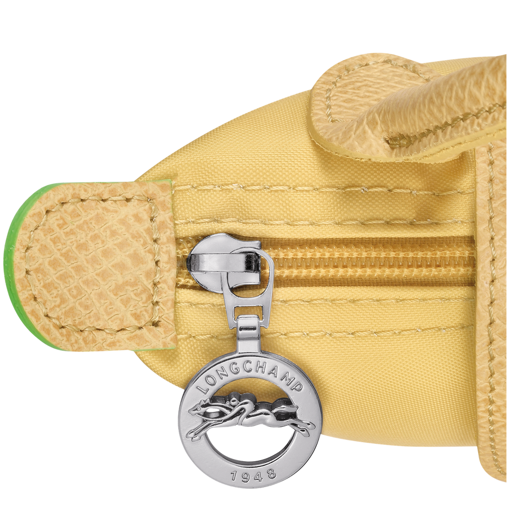 Le Pliage Green Pouch with handle Wheat